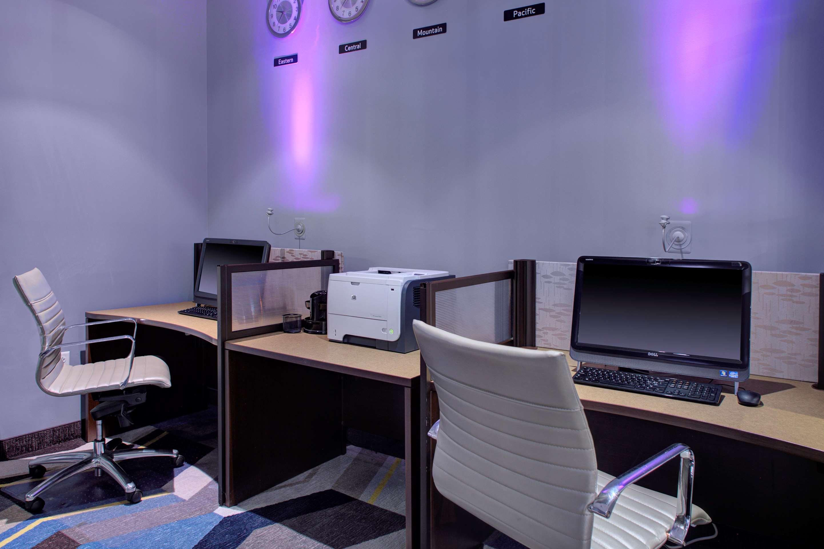 Отель Hyatt House Шелтон Экстерьер фото