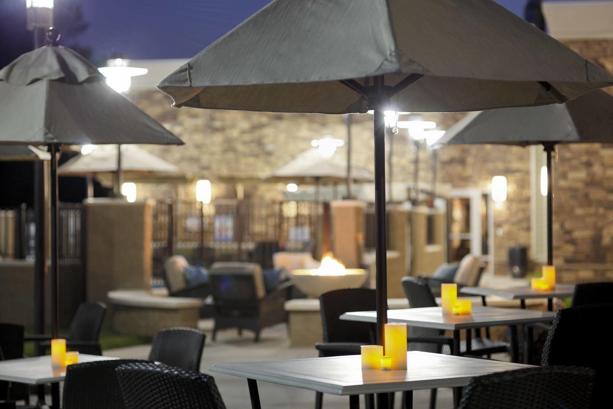 Отель Hyatt House Шелтон Экстерьер фото
